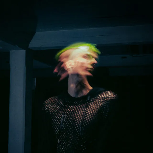 N X