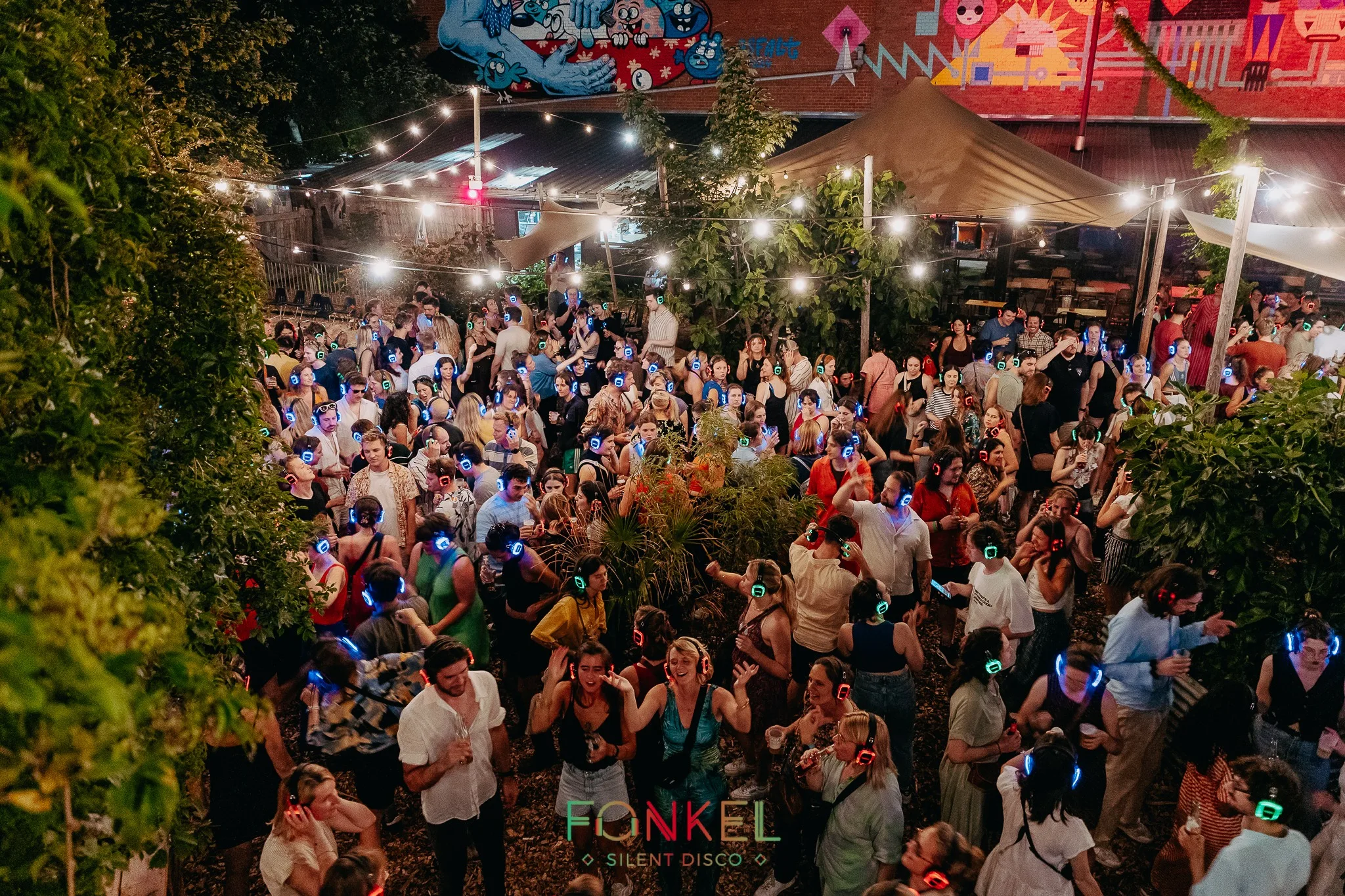 Fonkel Wereld #9 ✦ Bar Bricolage