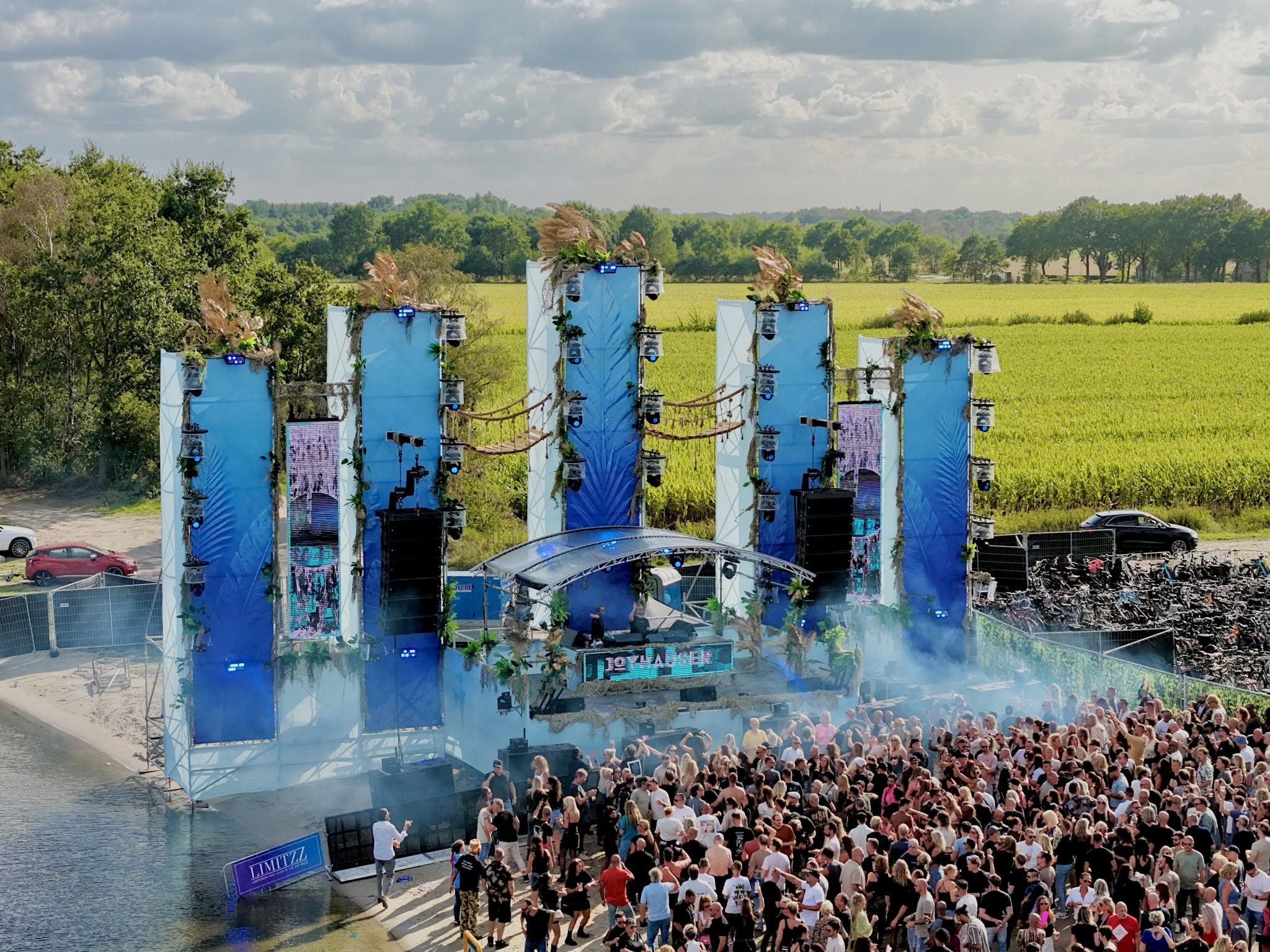 Limitzz // Festival | 2027