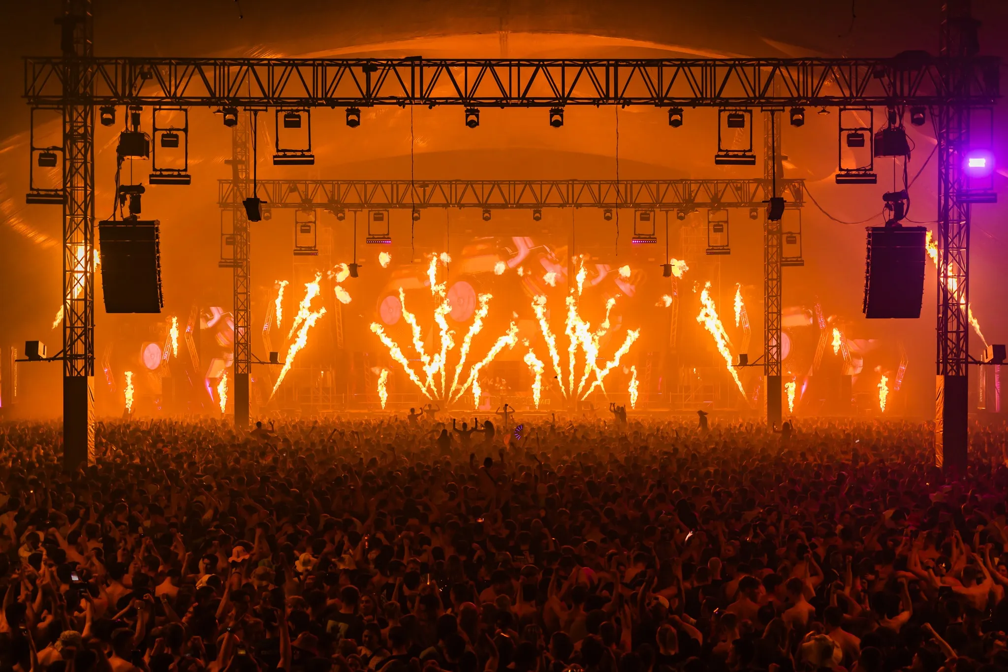 REBELLiON Indoor 2025